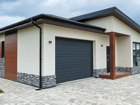 Cекционные ворота 4000х2750 мм антрацитовые DoorHan RSD02, vyborg.doorhan.ru