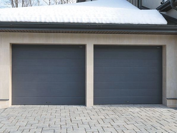 Cекционные ворота 4000х2750 мм антрацитовые DoorHan RSD02, vyborg.doorhan.ru